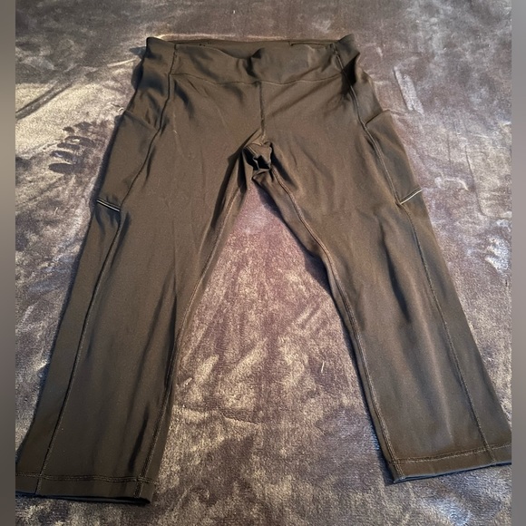Lululemon Swift Speed high-rise crops - 21” - Picture 2 of 8